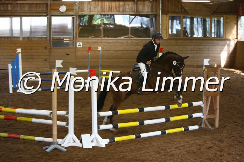 007L8775_Eignung Springen A.JPG